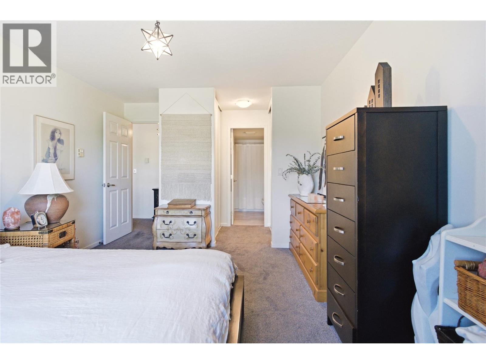 940 Glenwood Avenue Unit# 212
