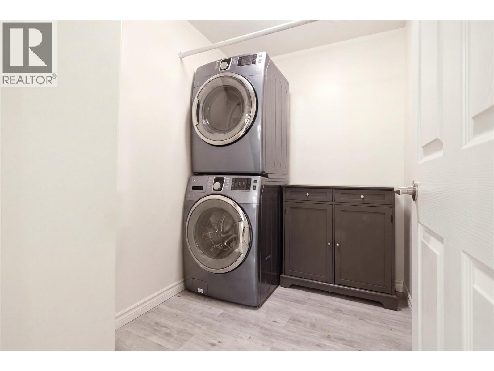 940 Glenwood Avenue Unit# 212
