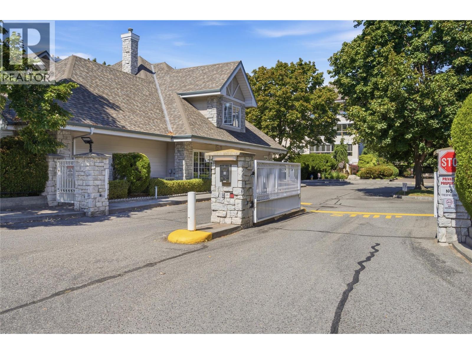 940 Glenwood Avenue Unit# 212
