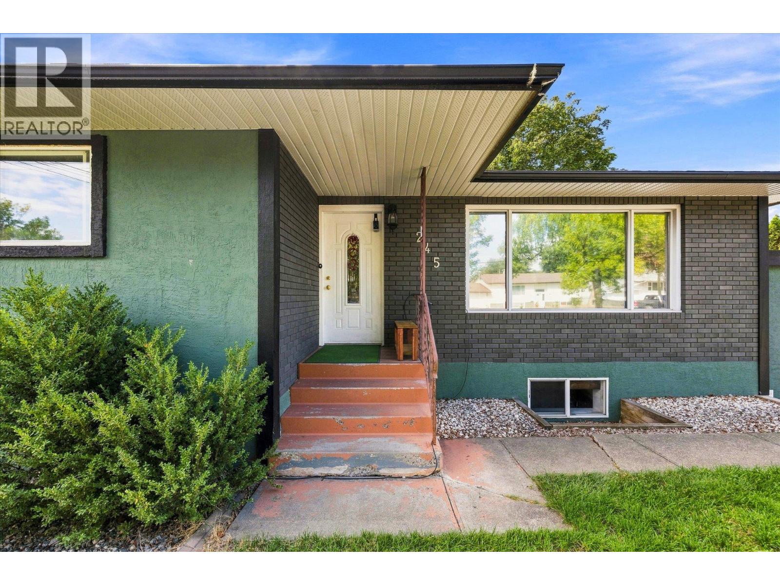 245 Holbrook Road W