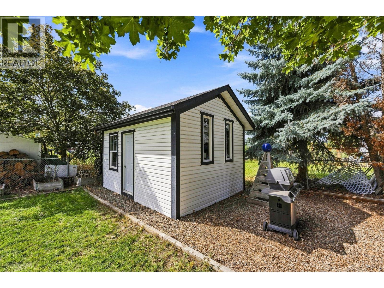 245 Holbrook Road W
