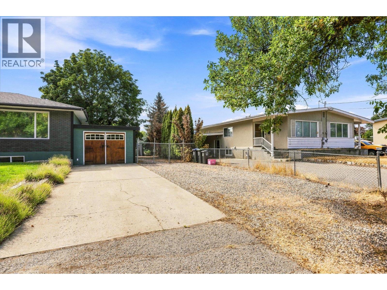 245 Holbrook Road W
