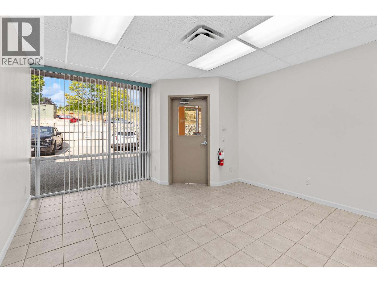 215 Neave Road Unit# 4A