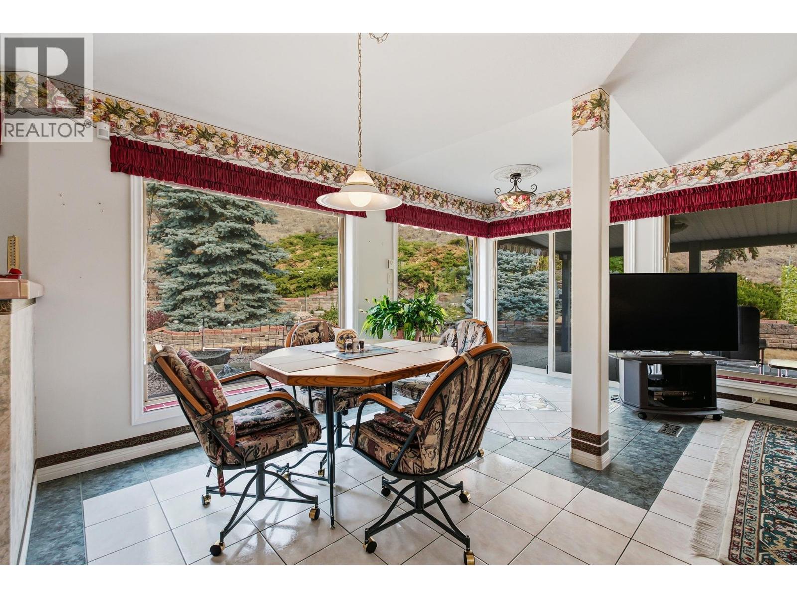 4074 Gellatly Road Unit# 156