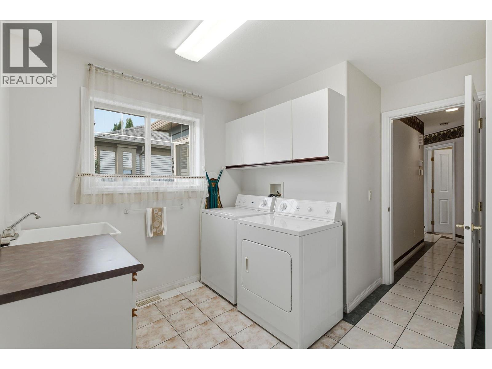 4074 Gellatly Road Unit# 156