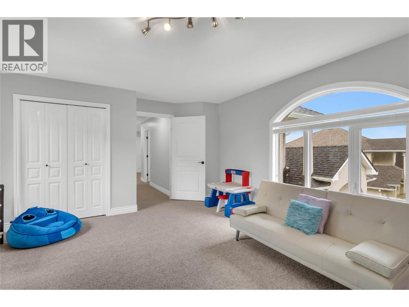 2177 Breckenridge Court