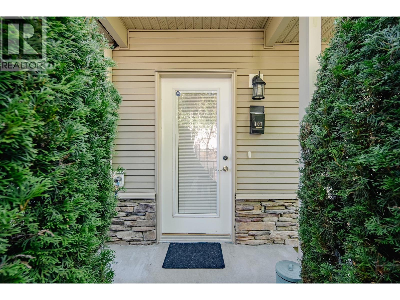 952 Lawson Avenue Unit# 101