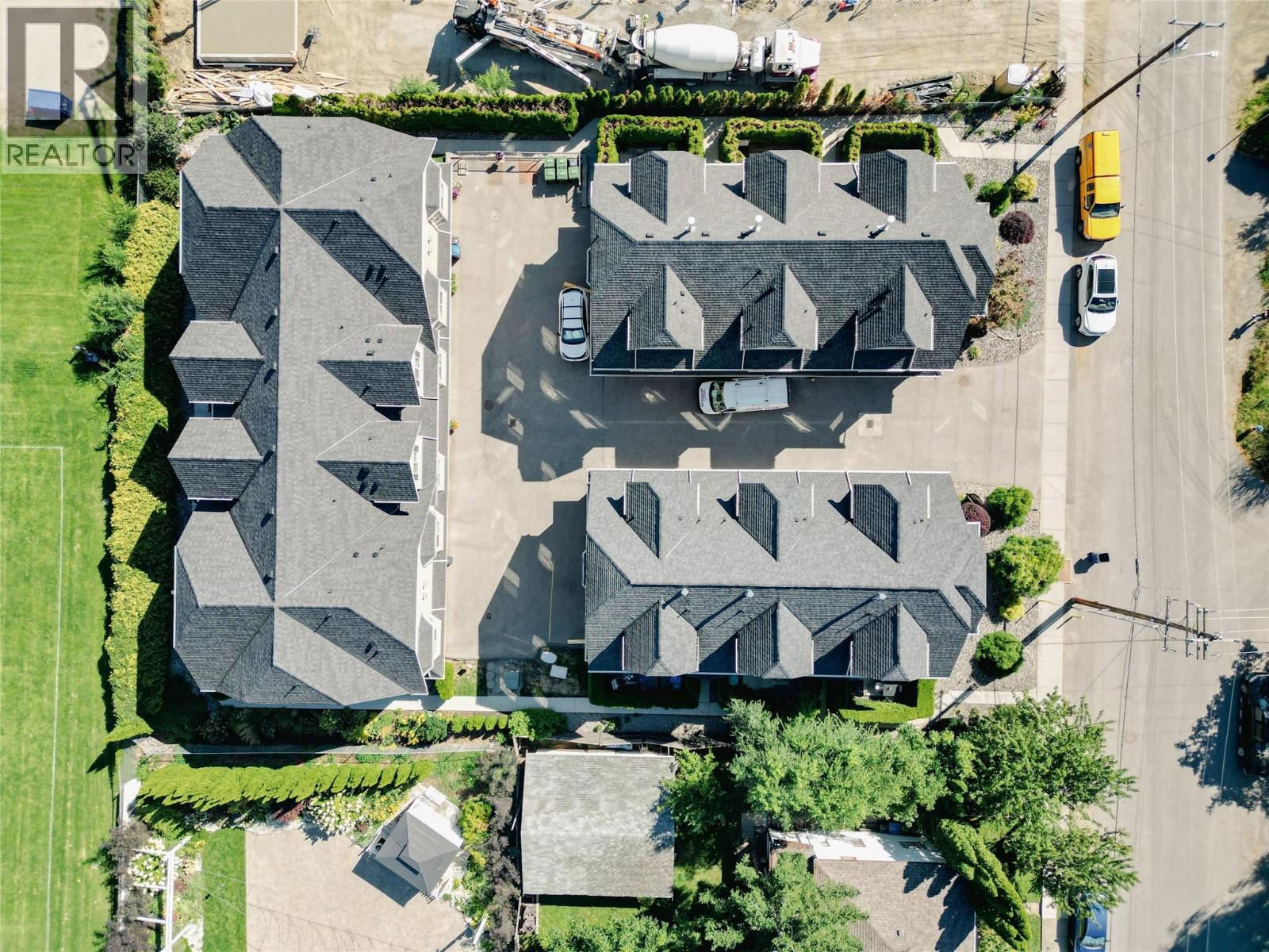 952 Lawson Avenue Unit# 101