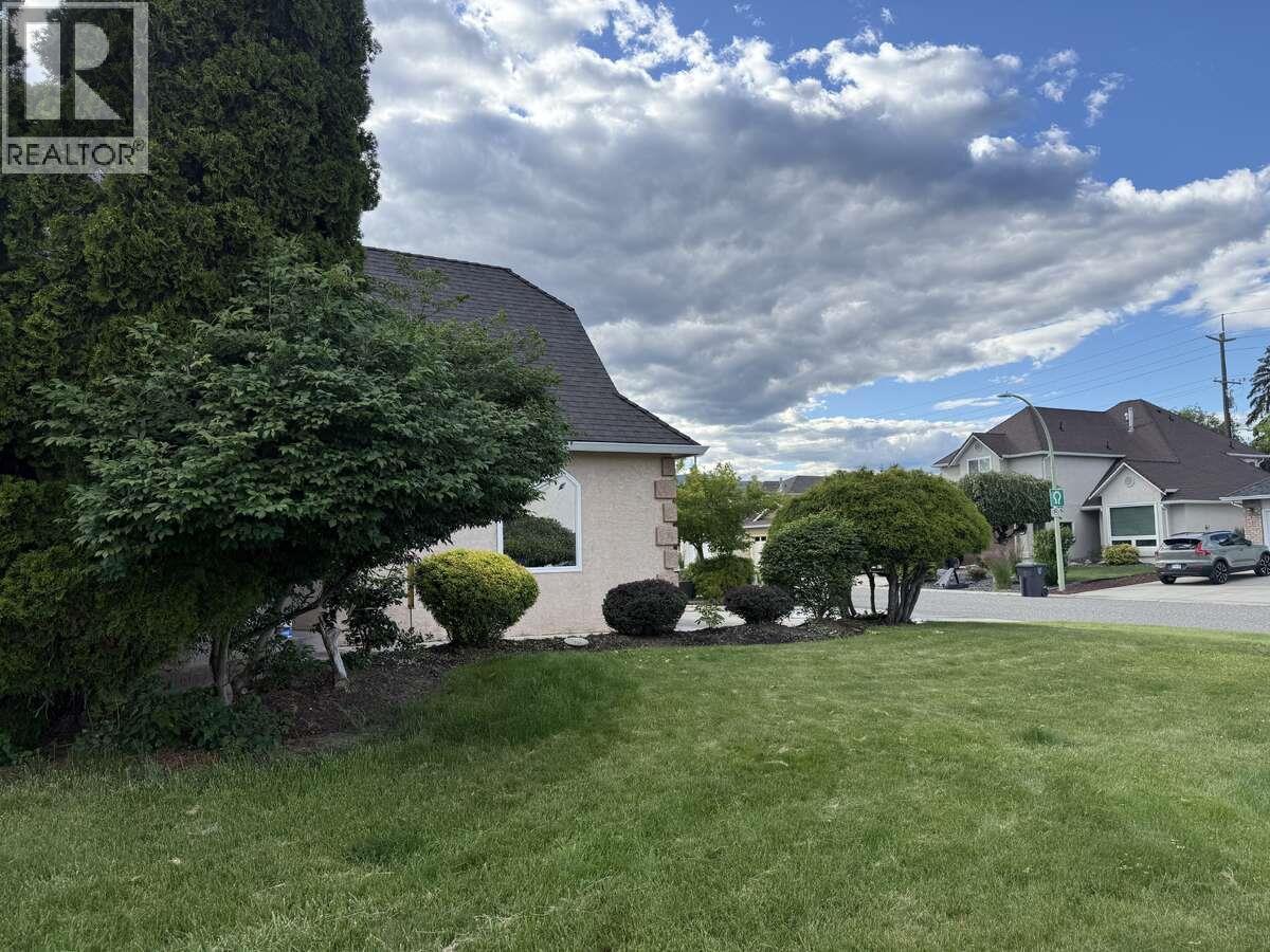877 Springside Court