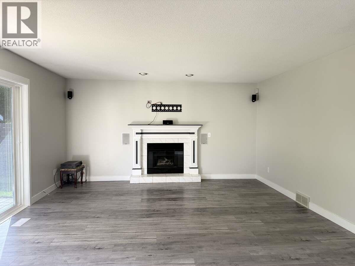 877 Springside Court