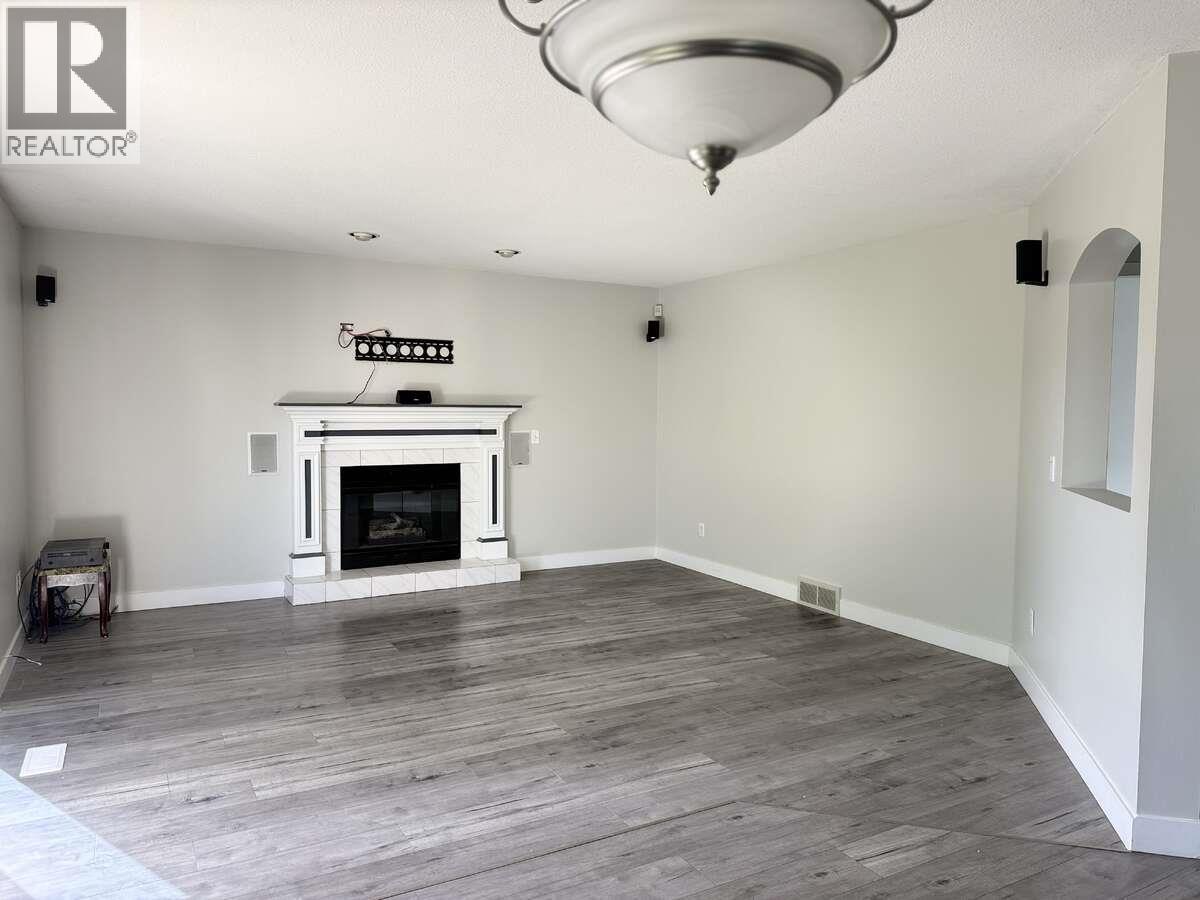 877 Springside Court
