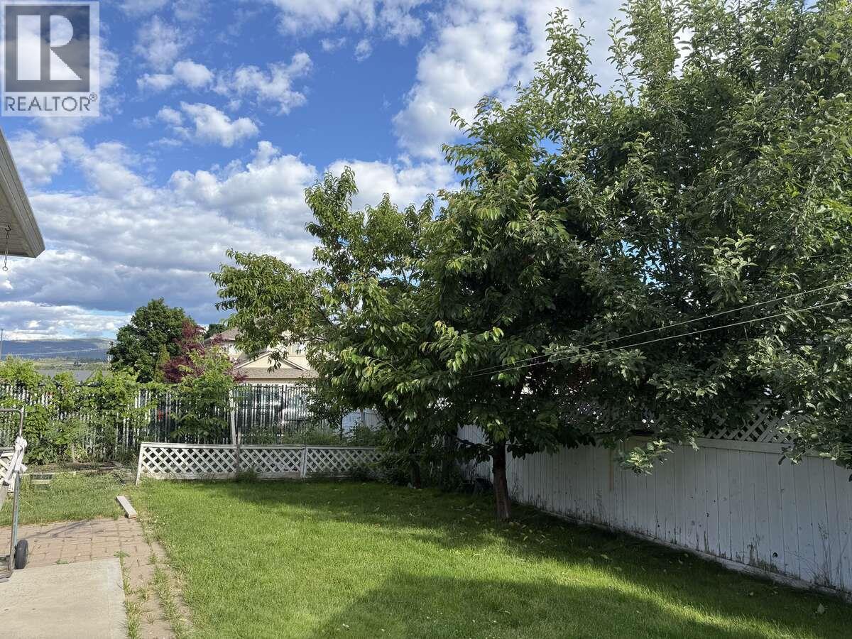877 Springside Court