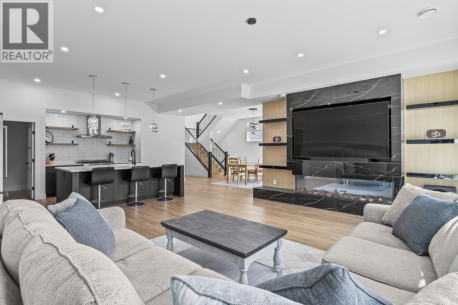 693 Balsam Road