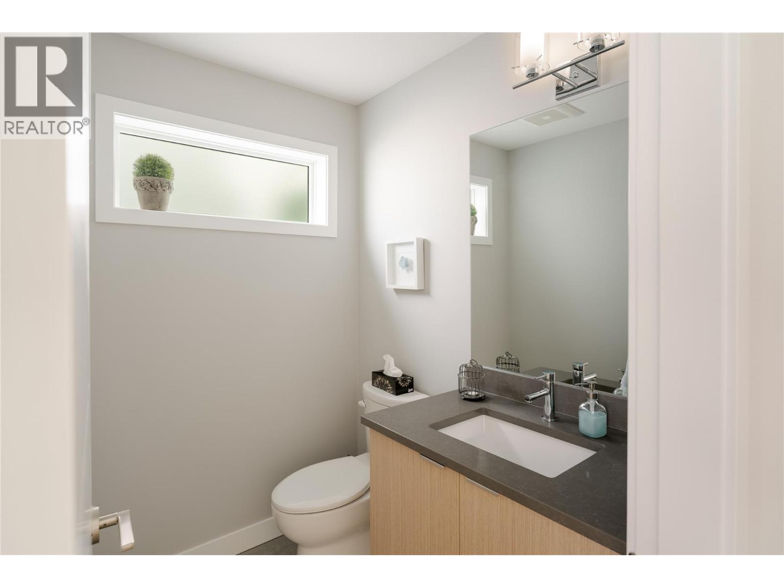3719 WOODSDALE Road Unit# 17
