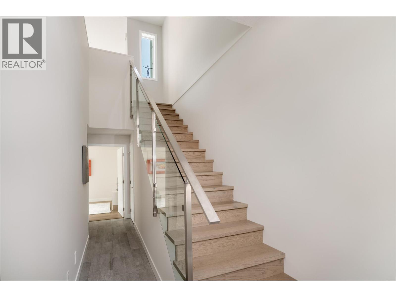 3719 WOODSDALE Road Unit# 17