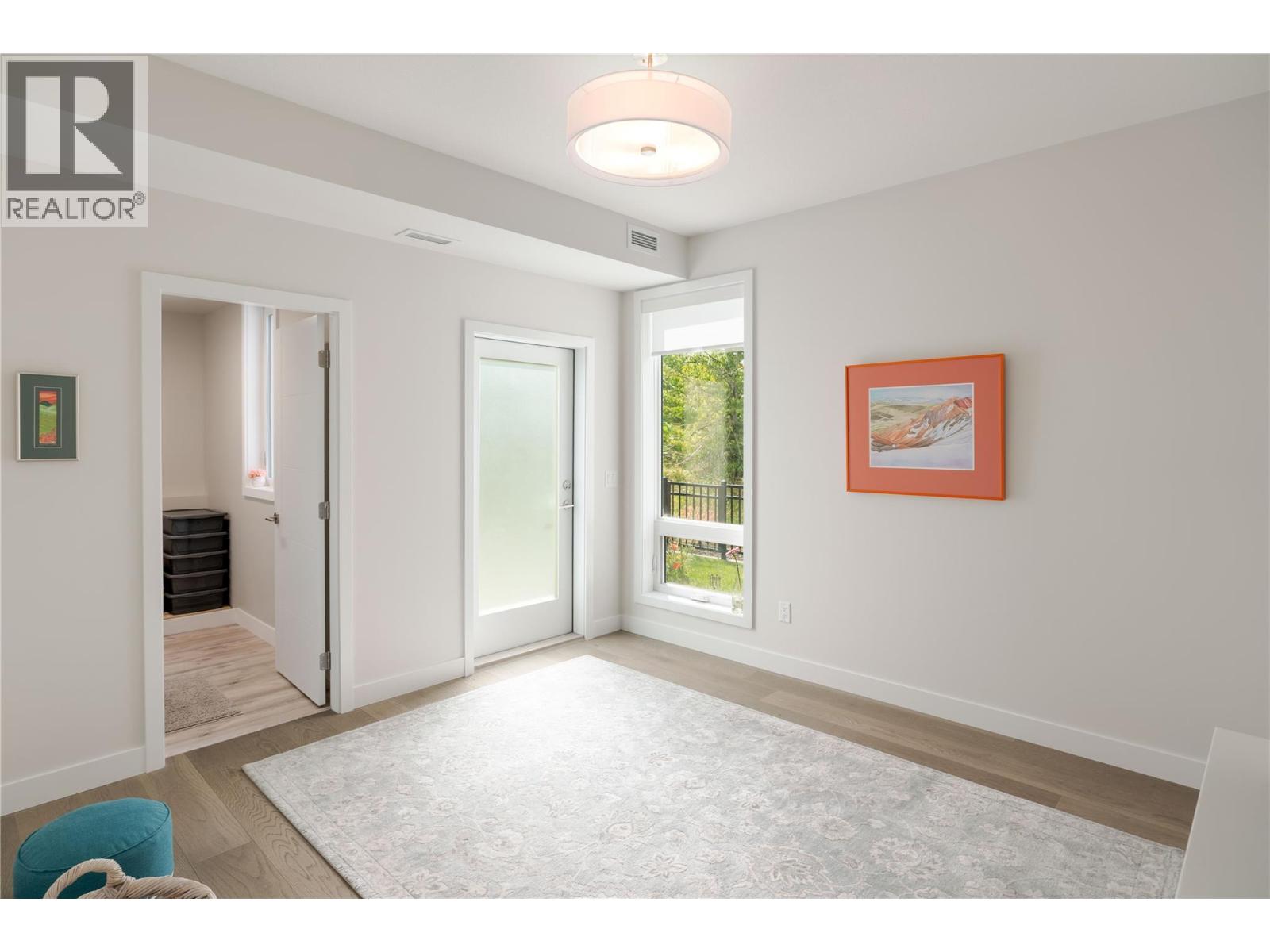 3719 WOODSDALE Road Unit# 17