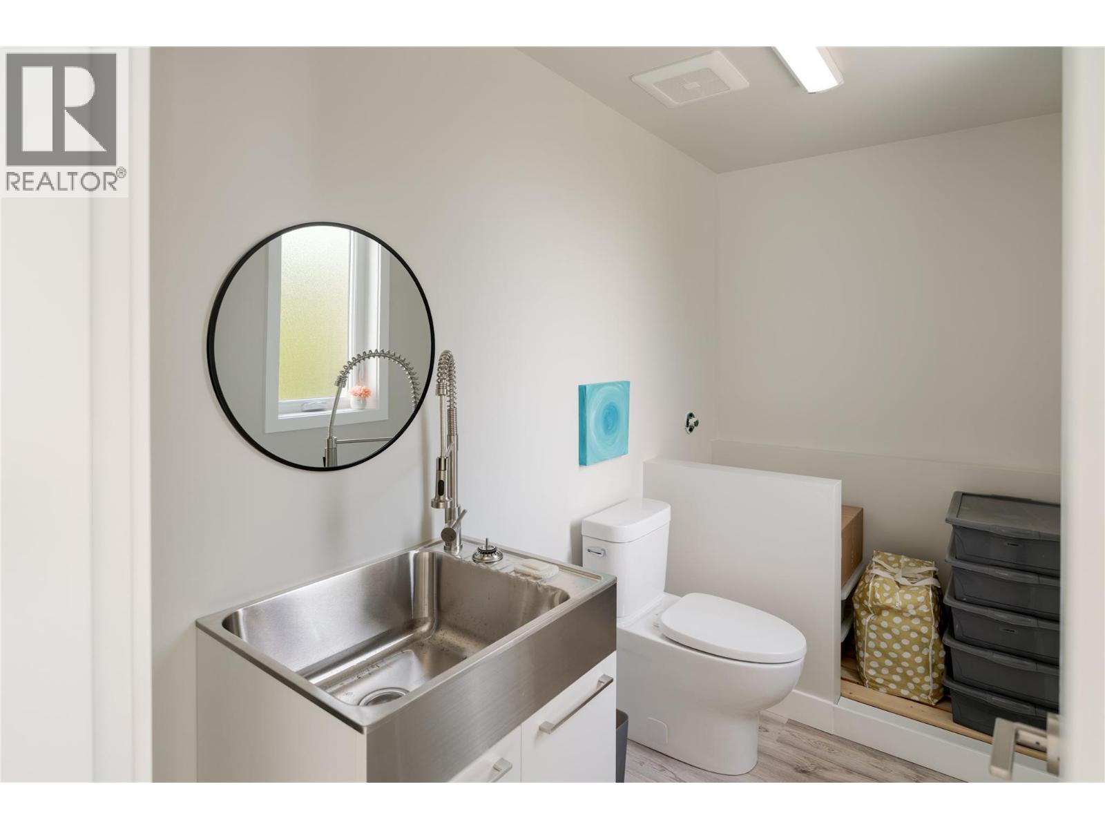 3719 WOODSDALE Road Unit# 17