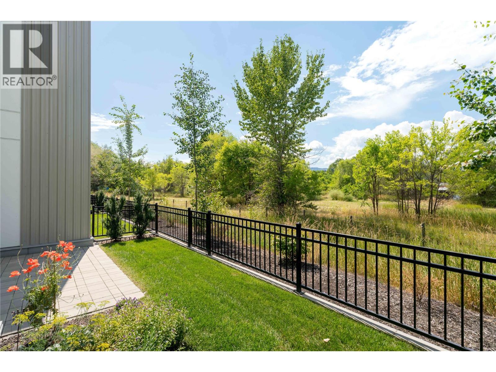 3719 WOODSDALE Road Unit# 17
