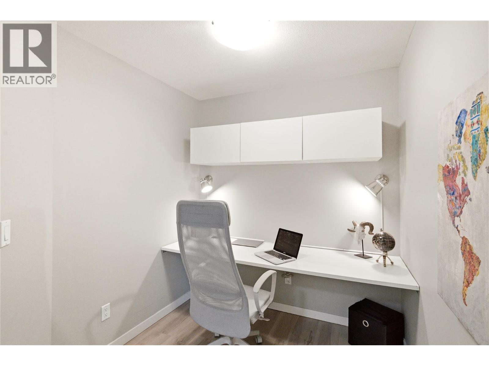 563 Yates Road Unit# 215