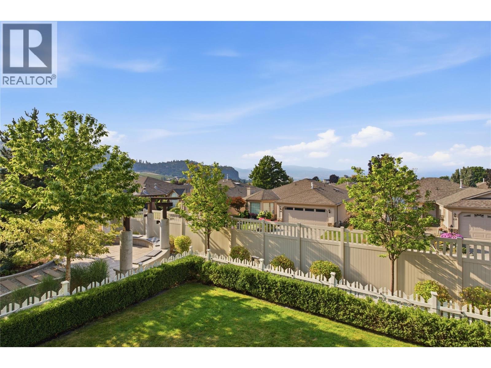 563 Yates Road Unit# 215
