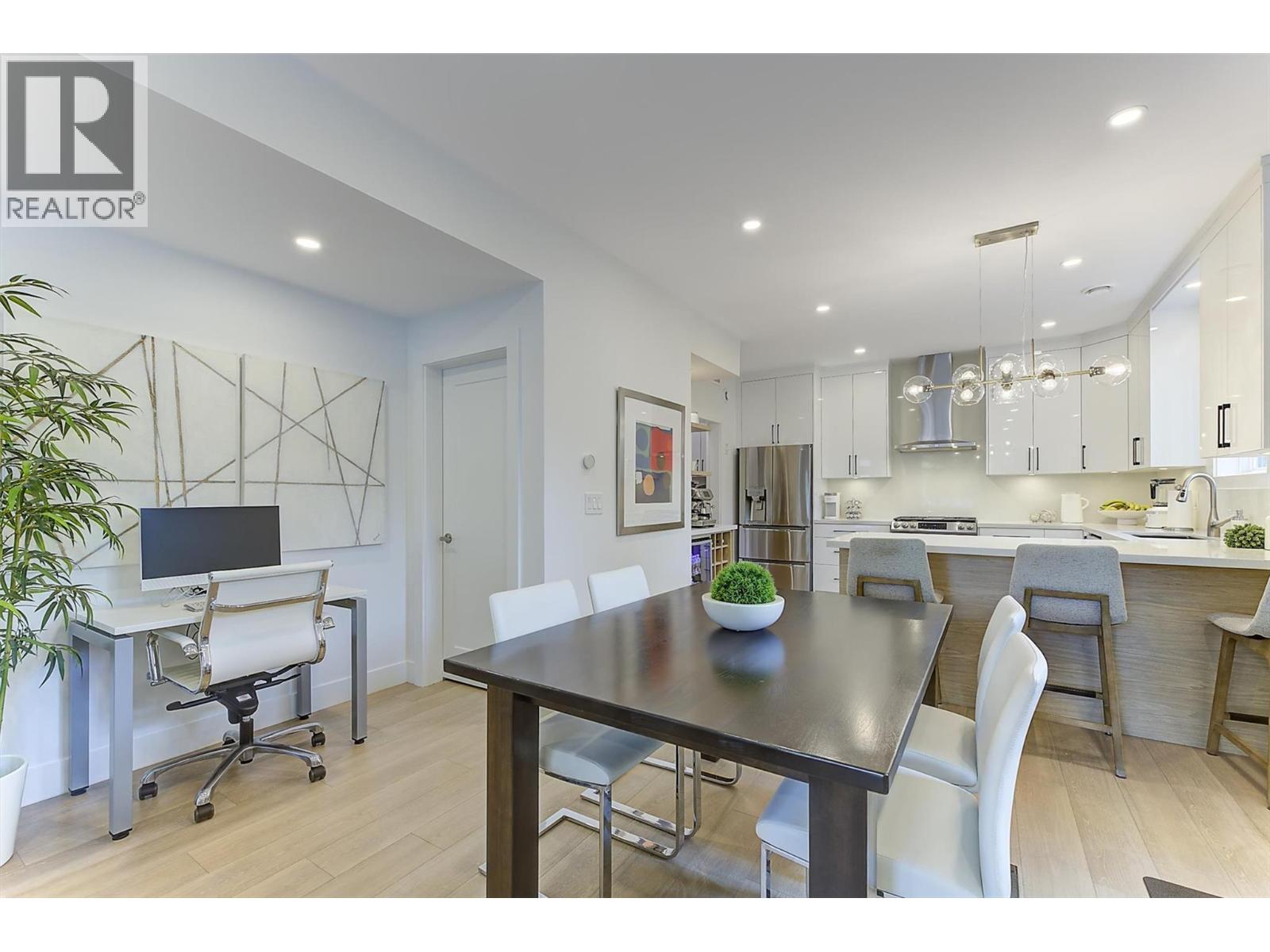 2274 Woodlawn Street Unit# 2