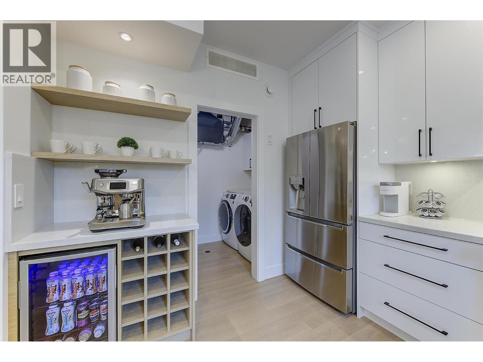 2274 Woodlawn Street Unit# 2