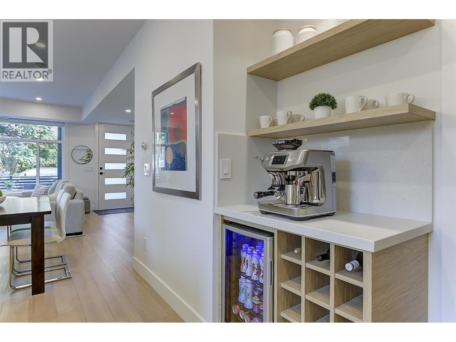 2274 Woodlawn Street Unit# 2