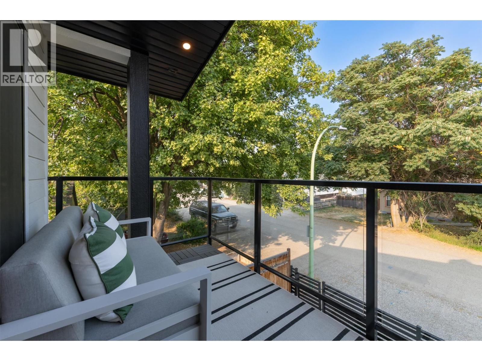 2274 Woodlawn Street Unit# 2