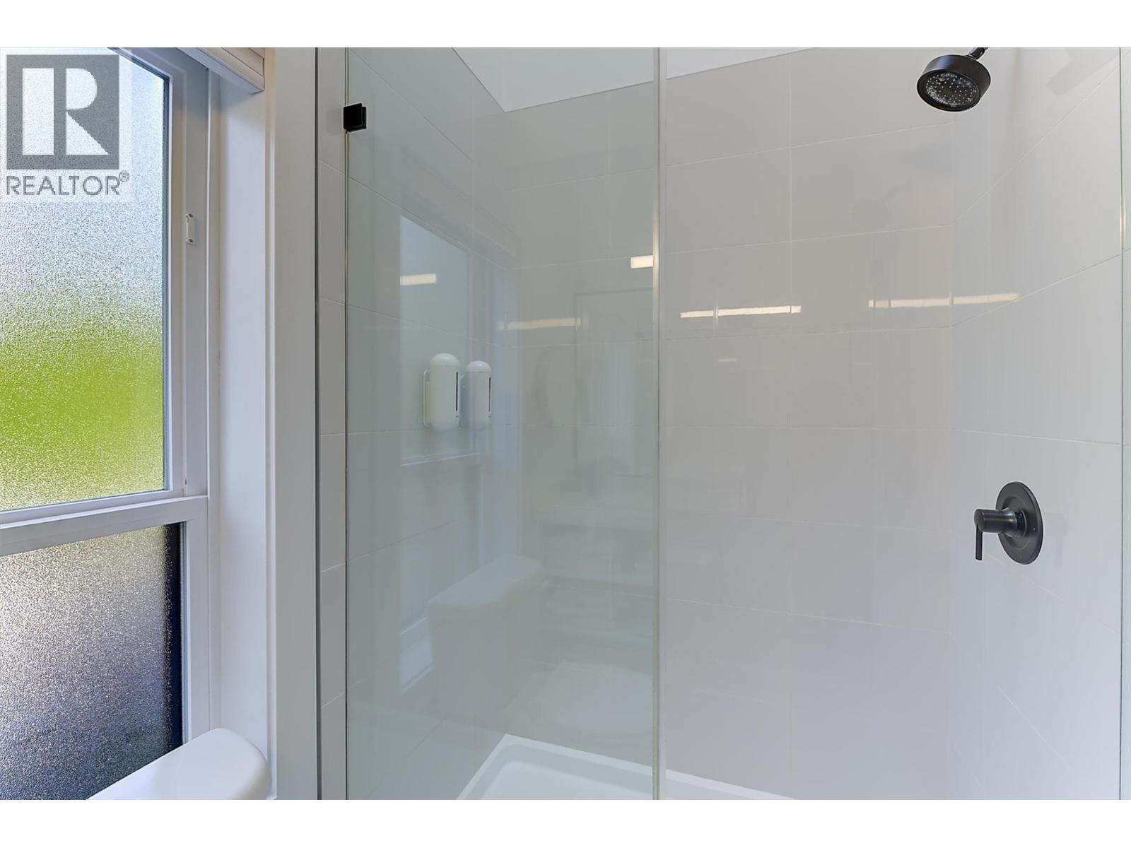 2274 Woodlawn Street Unit# 2