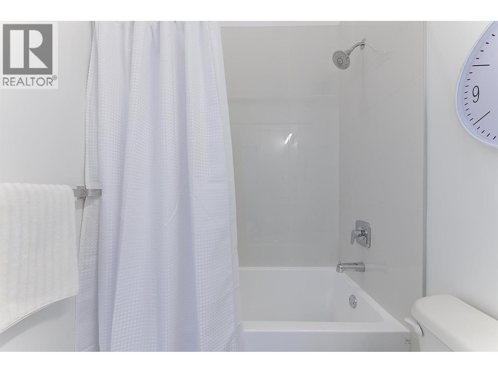 2274 Woodlawn Street Unit# 2