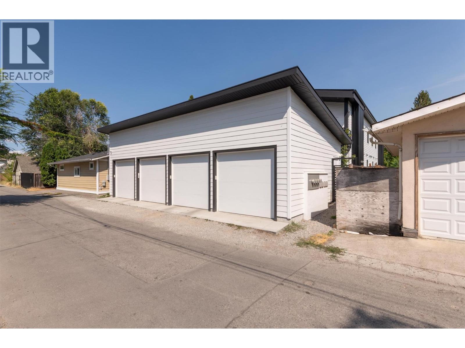 2274 Woodlawn Street Unit# 2