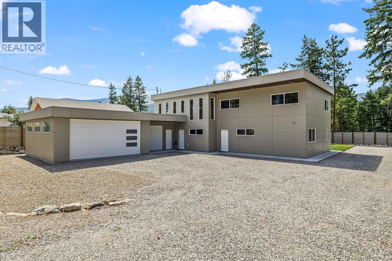 7141 Dunwaters Road