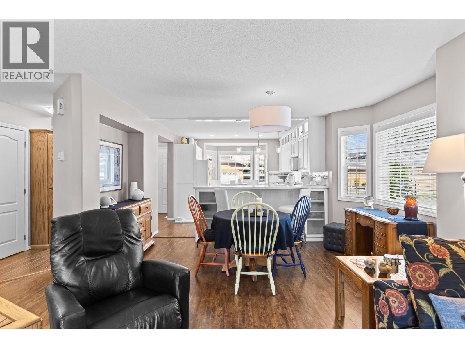 535 Glenmeadows Road Unit# 11