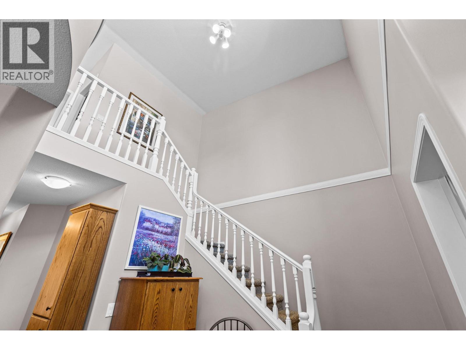 535 Glenmeadows Road Unit# 11