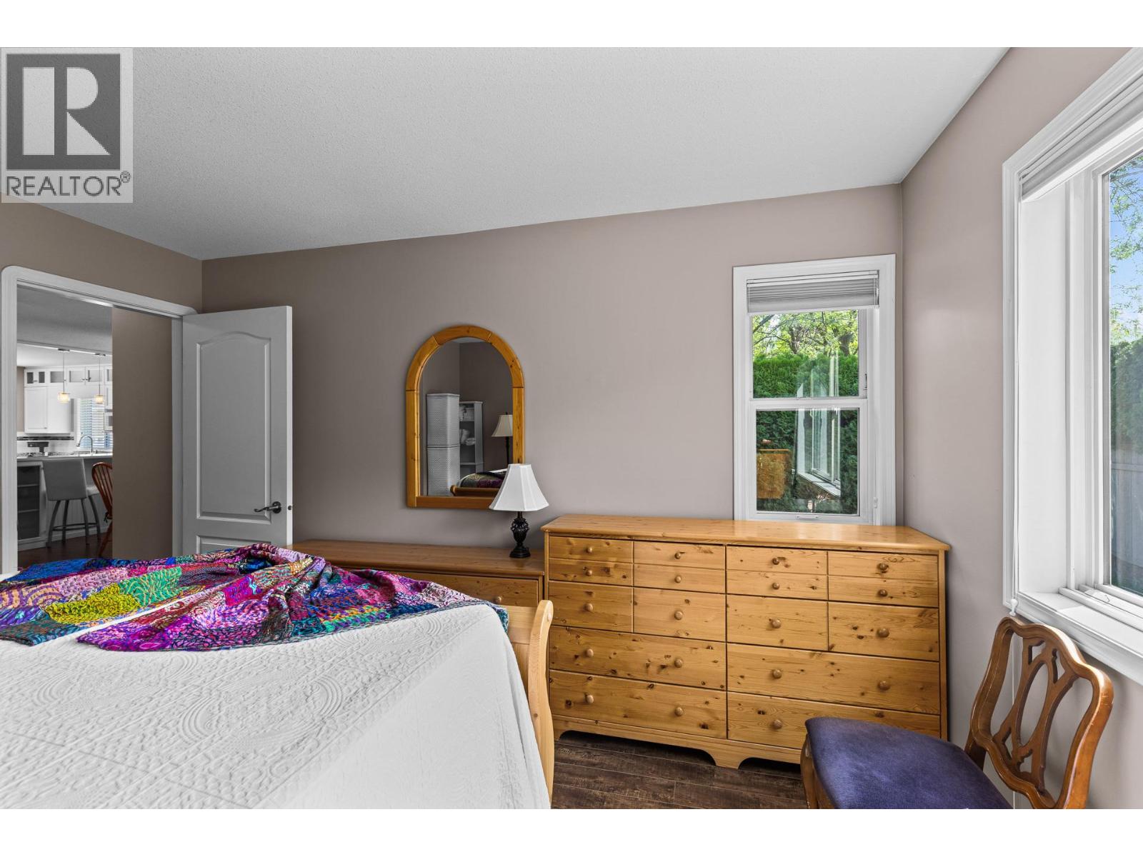 535 Glenmeadows Road Unit# 11