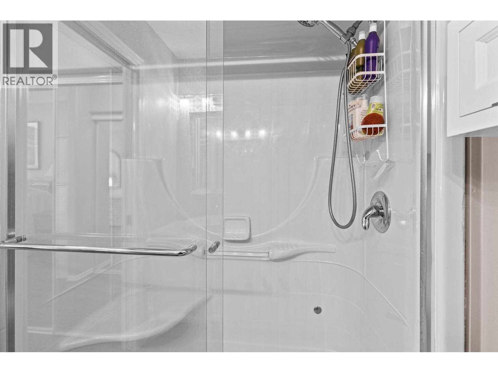 535 Glenmeadows Road Unit# 11