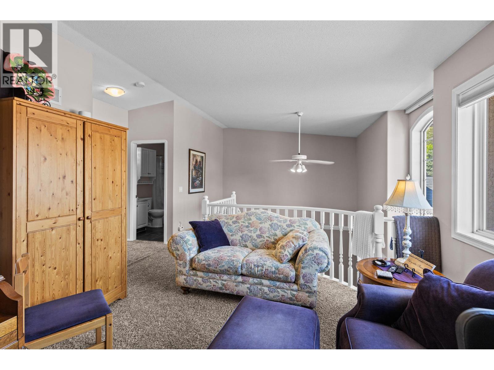 535 Glenmeadows Road Unit# 11