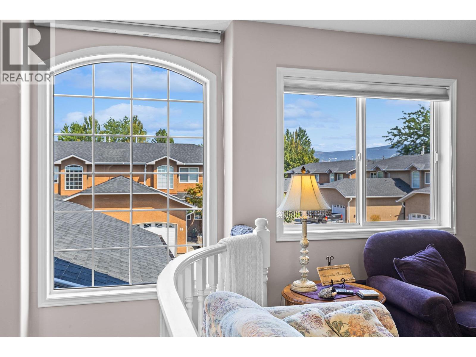 535 Glenmeadows Road Unit# 11