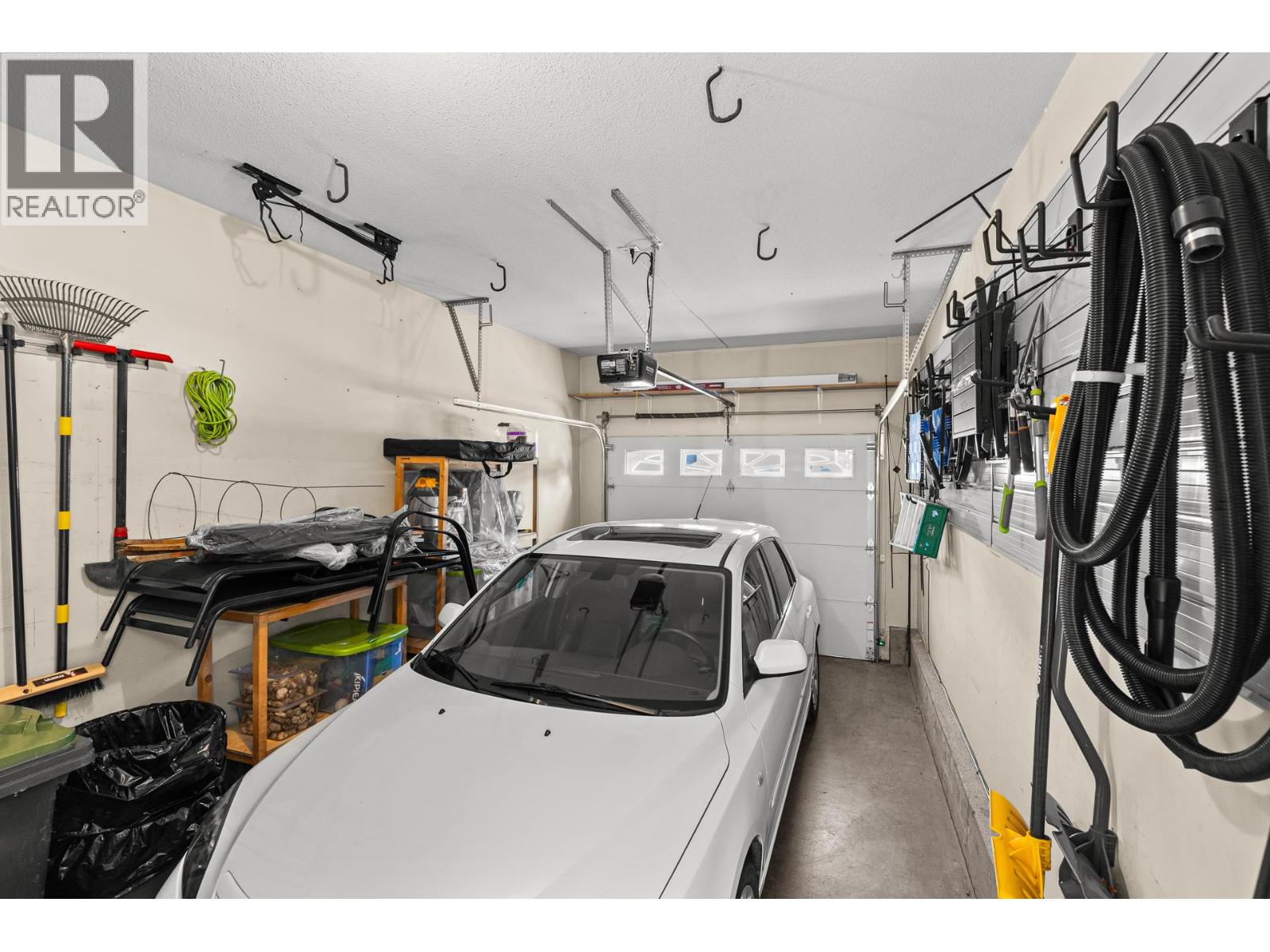 535 Glenmeadows Road Unit# 11