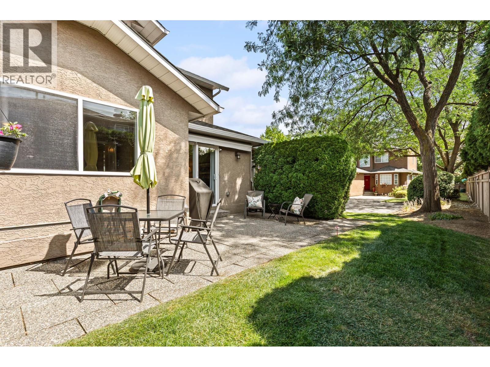 535 Glenmeadows Road Unit# 11