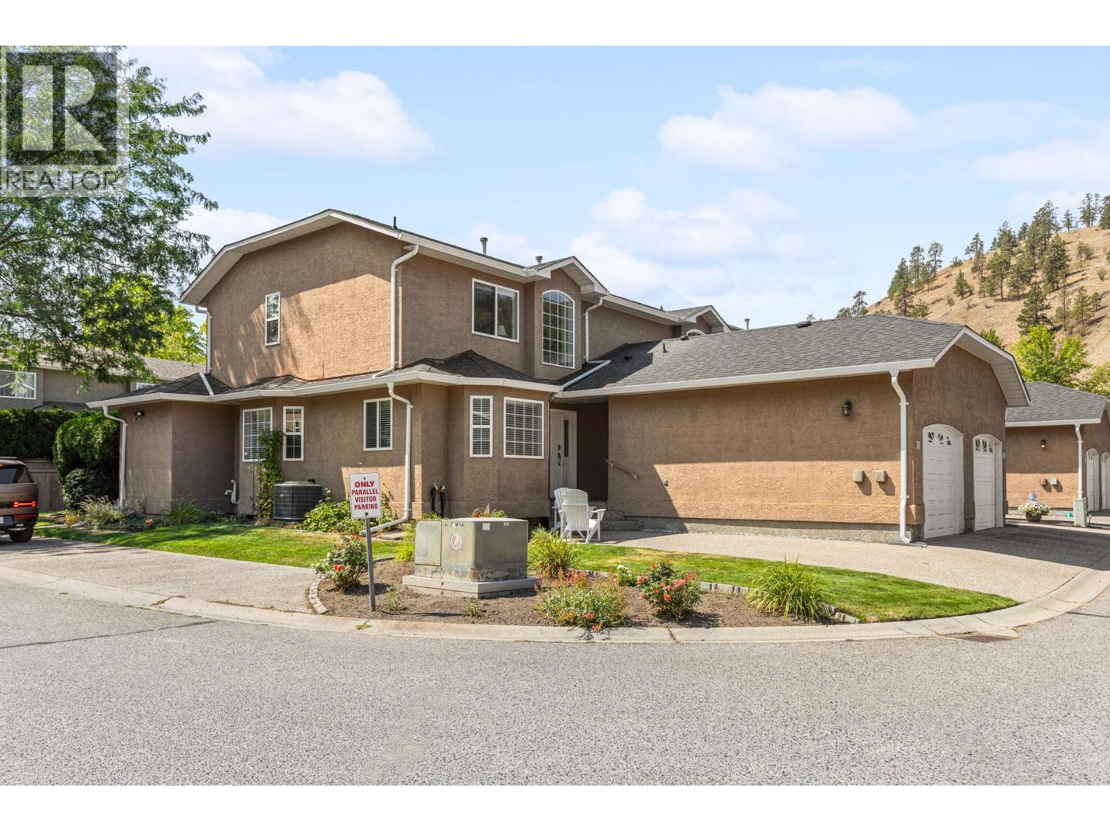 535 Glenmeadows Road Unit# 11