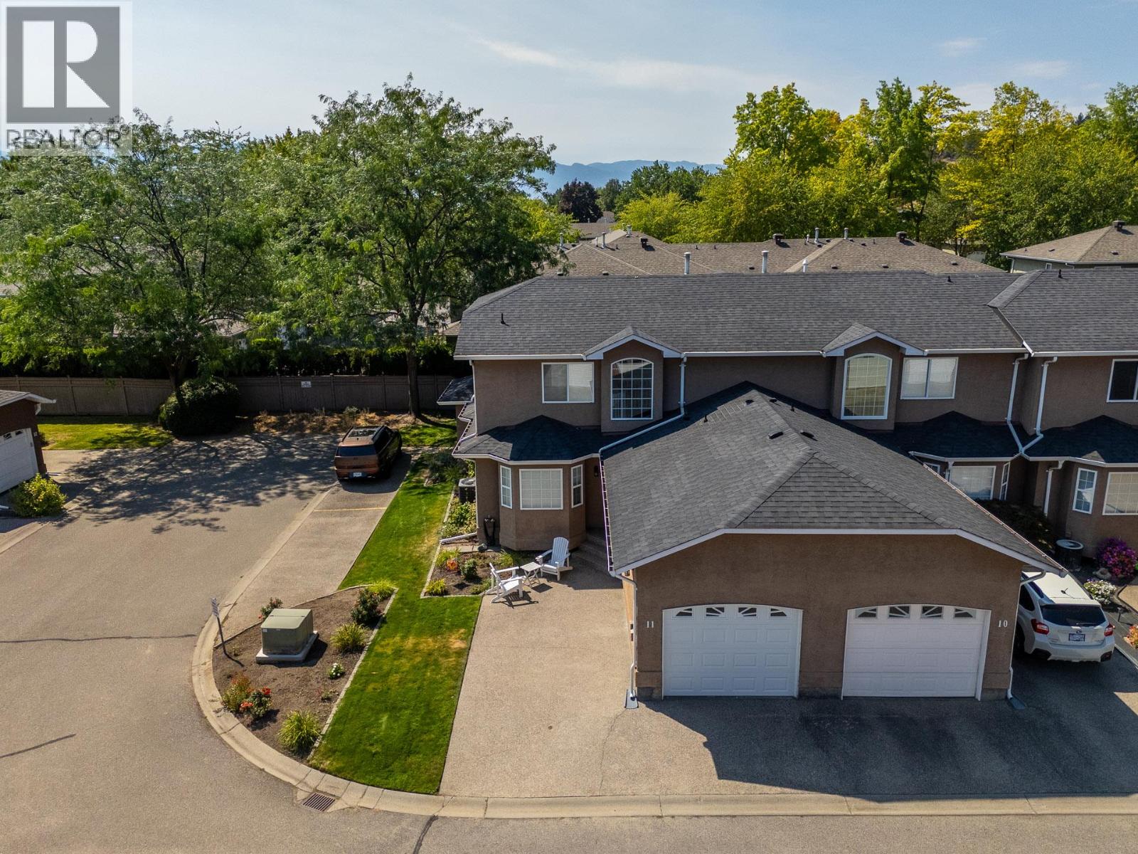 535 Glenmeadows Road Unit# 11