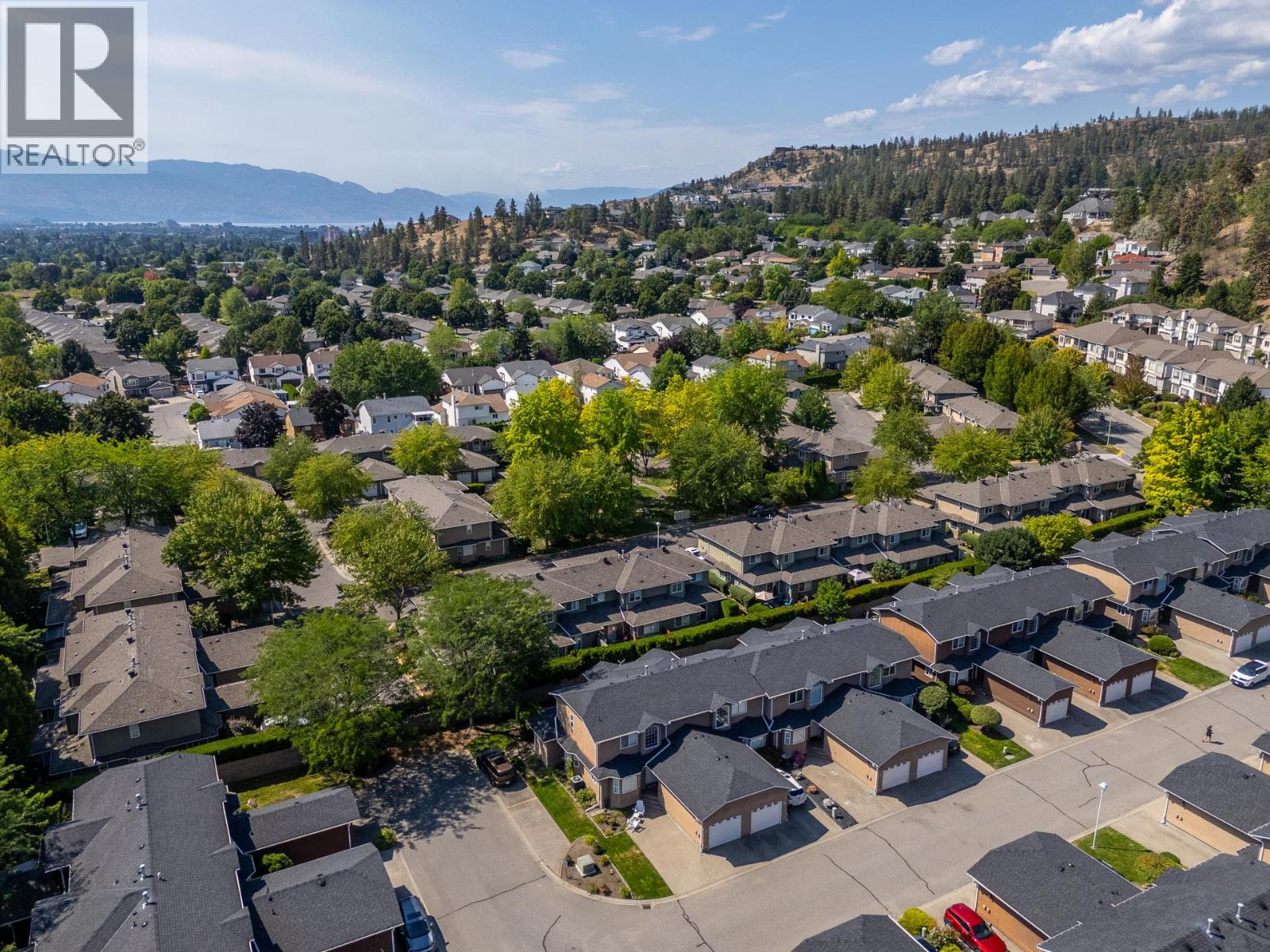 535 Glenmeadows Road Unit# 11
