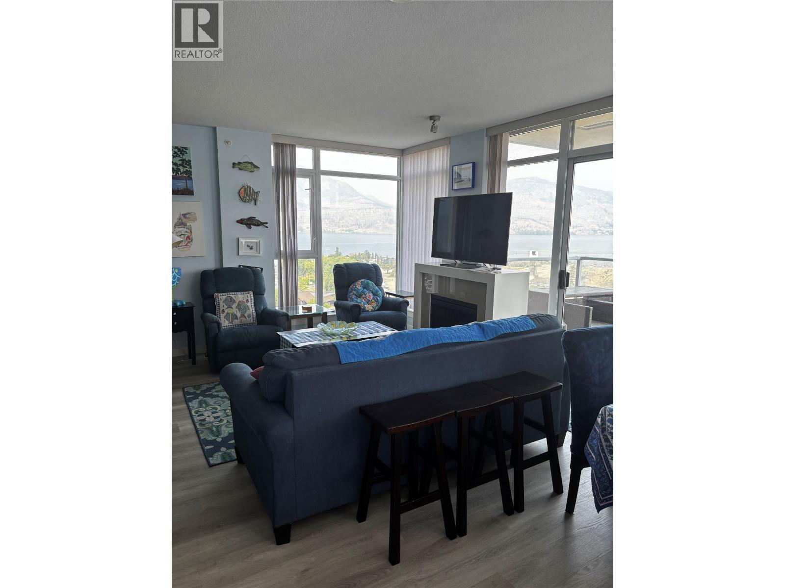 1075 Sunset Drive Unit# 1503