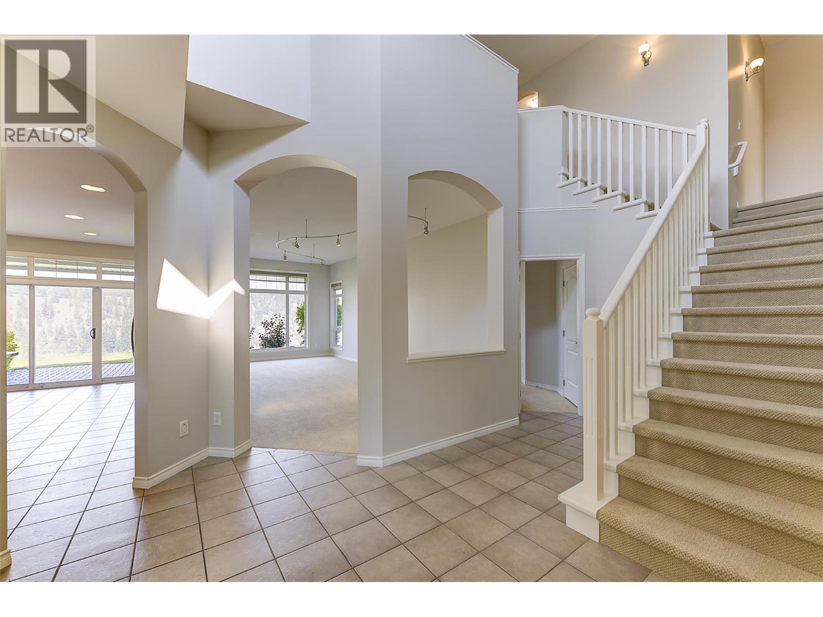 3800 Gallaghers Pinnacle Way Unit# 29