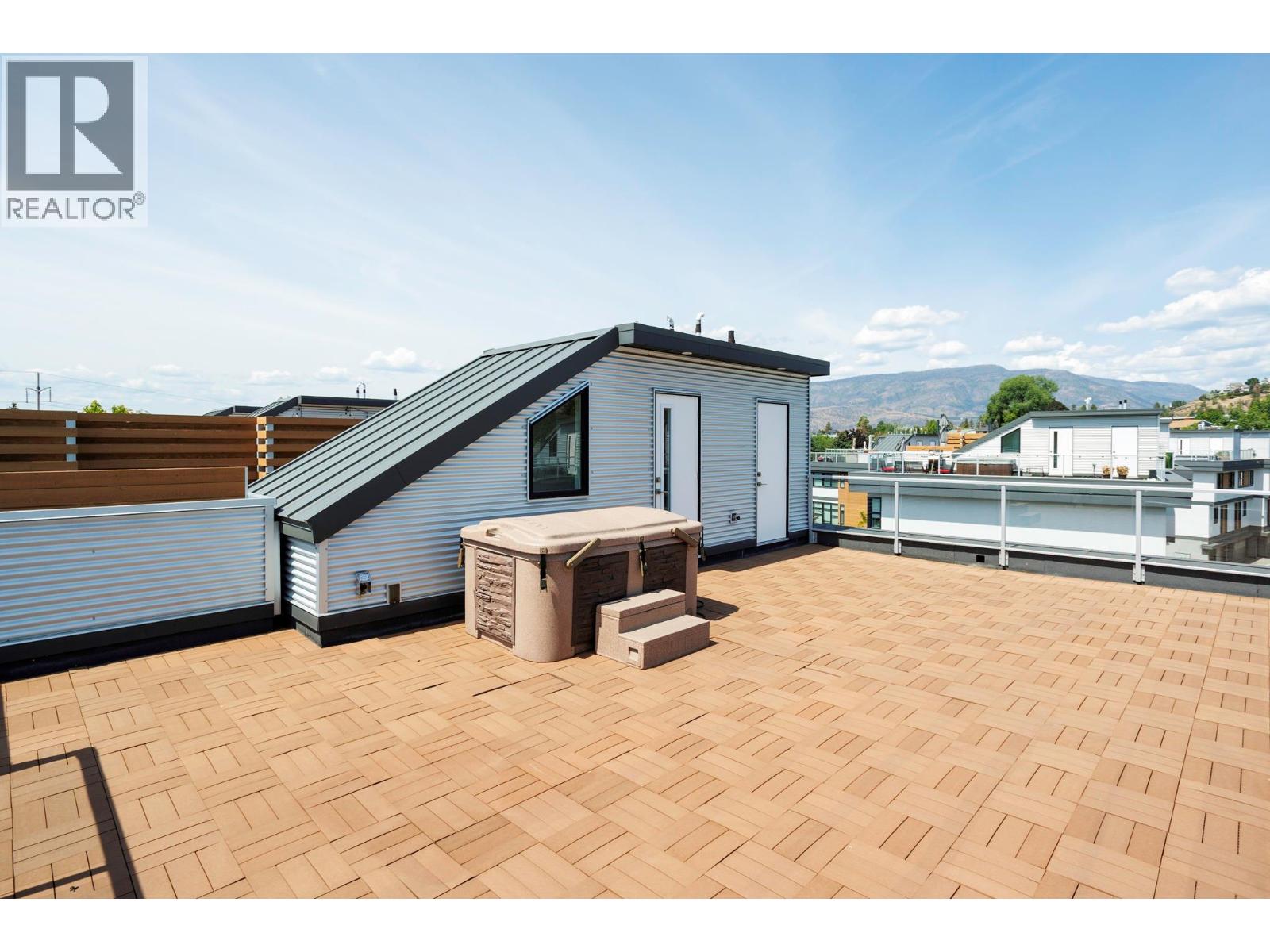 1515 Highland Drive N Unit# 29