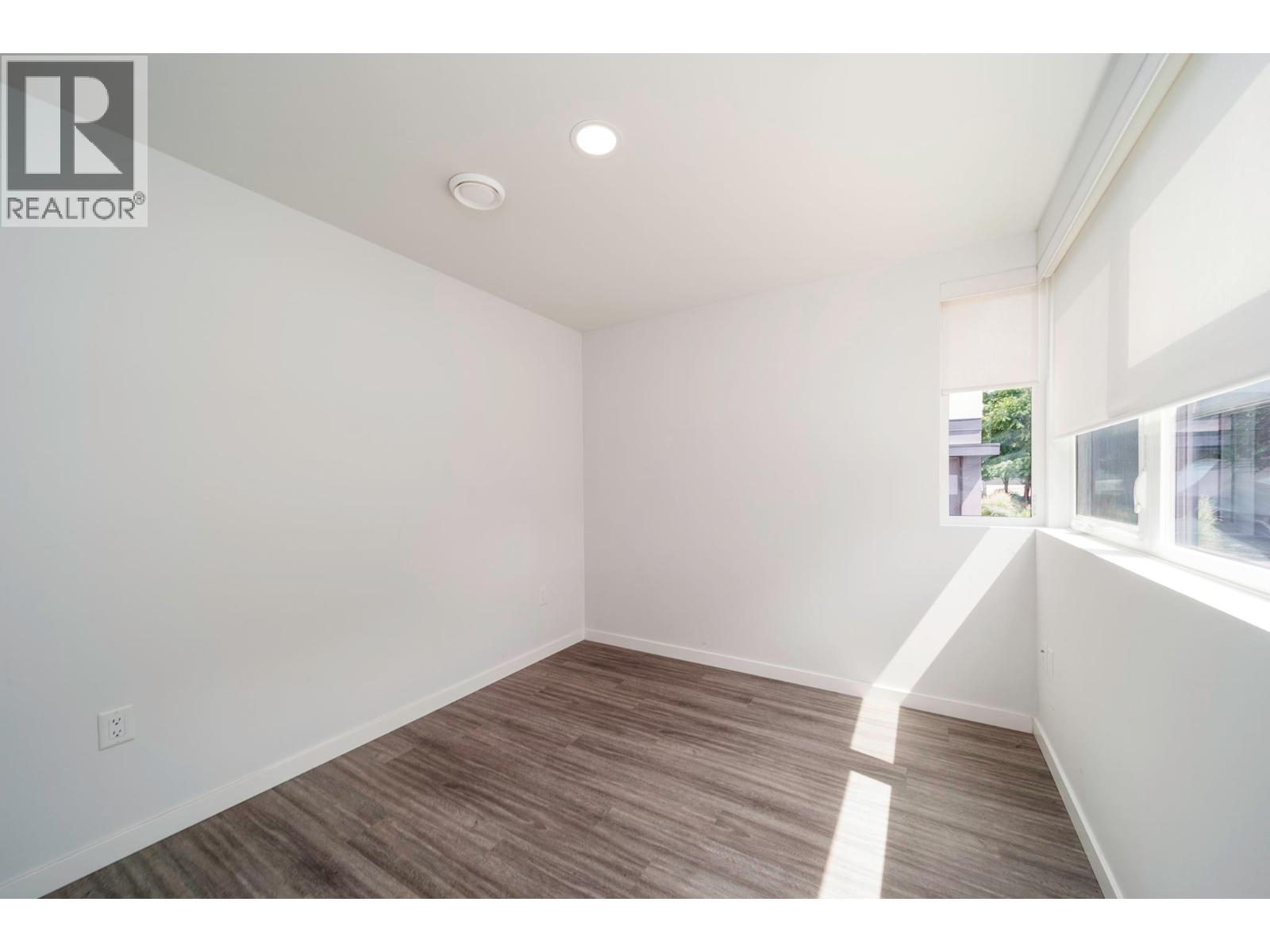1515 Highland Drive N Unit# 29