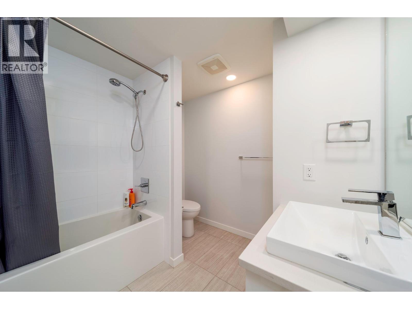 1515 Highland Drive N Unit# 29