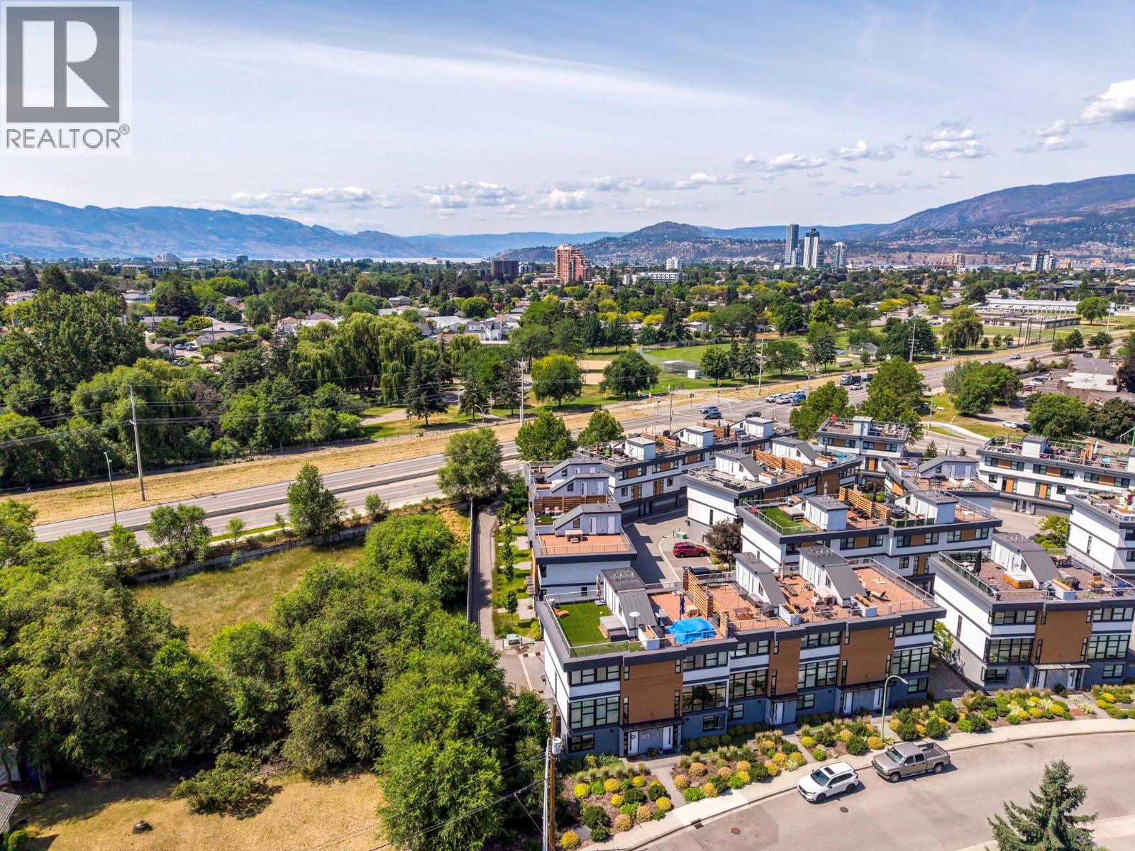 1515 Highland Drive N Unit# 29
