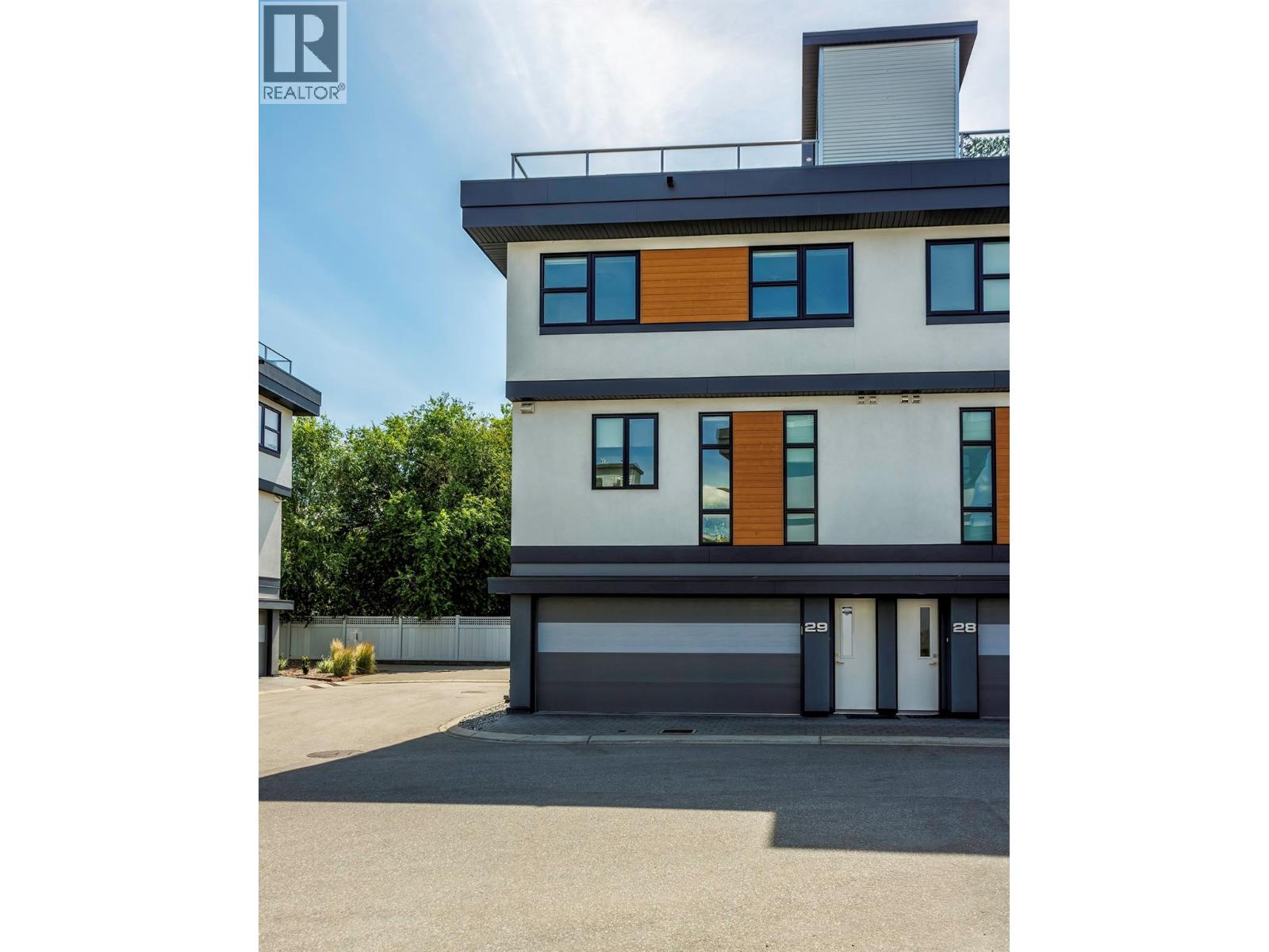 1515 Highland Drive N Unit# 29